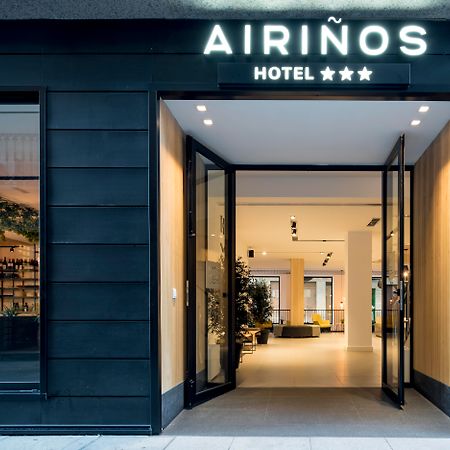 Hotel Airinos 3* Кангас де Морацо Екстериор снимка