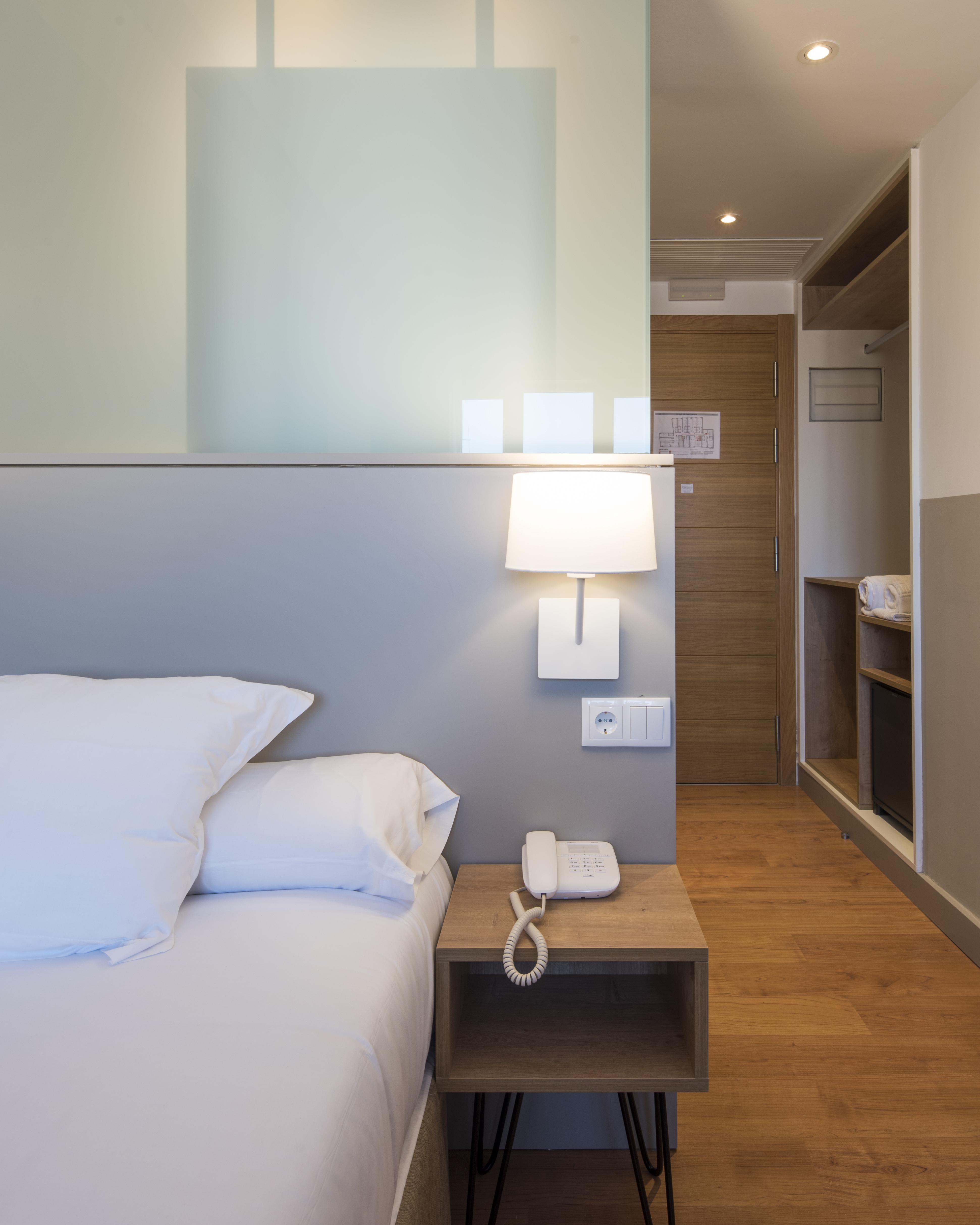 Hotel Airinos 3* Кангас де Морацо Екстериор снимка